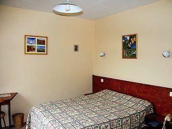 Les Chemins Francis - Modern Hotel Bagnols-les-Bains Eksteriør billede