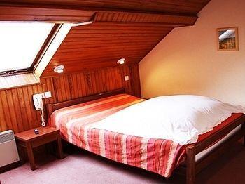 Les Chemins Francis - Modern Hotel Bagnols-les-Bains Eksteriør billede