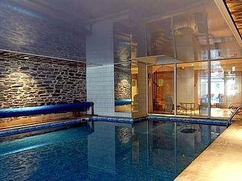 Les Chemins Francis - Modern Hotel Bagnols-les-Bains Eksteriør billede